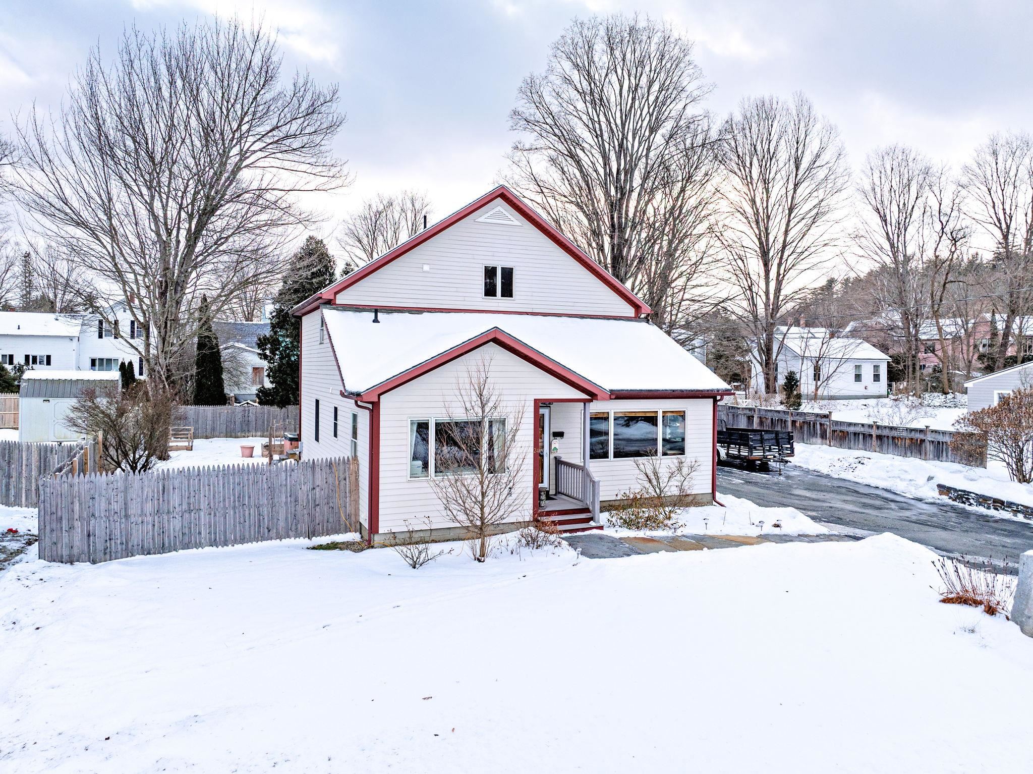 24 Laurel Street Brattleboro, VT 05301 - Photo 30 of 35