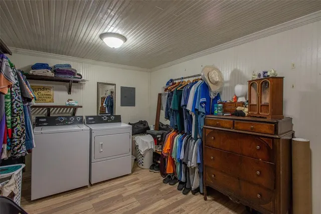 a view of a storage & utility room