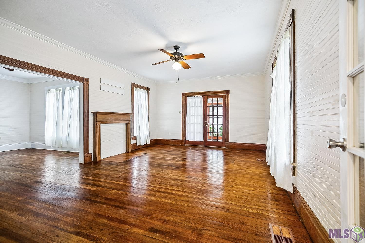 1909 Cedardale Avenue Baton Rouge, LA 70808 - Photo 2 of 11