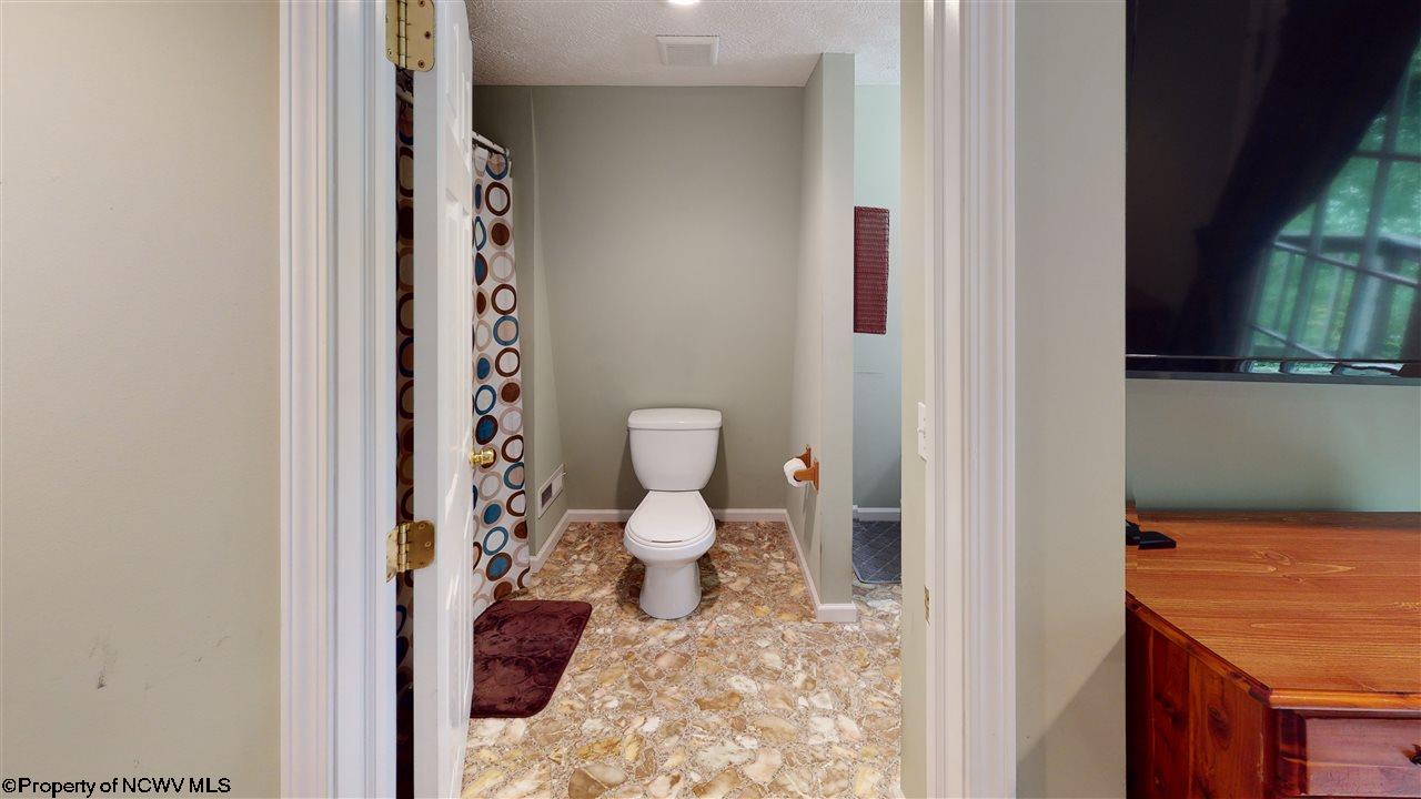 1021 Boyce Road Grafton, WV 26354 - Photo 14 of 21 Gallery Image 14