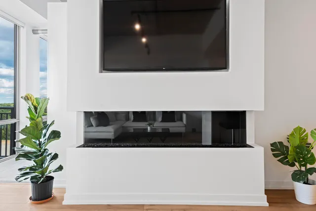 $3,000 | 350 North Main Street, Unit 716, Royal Oak, MI 48067