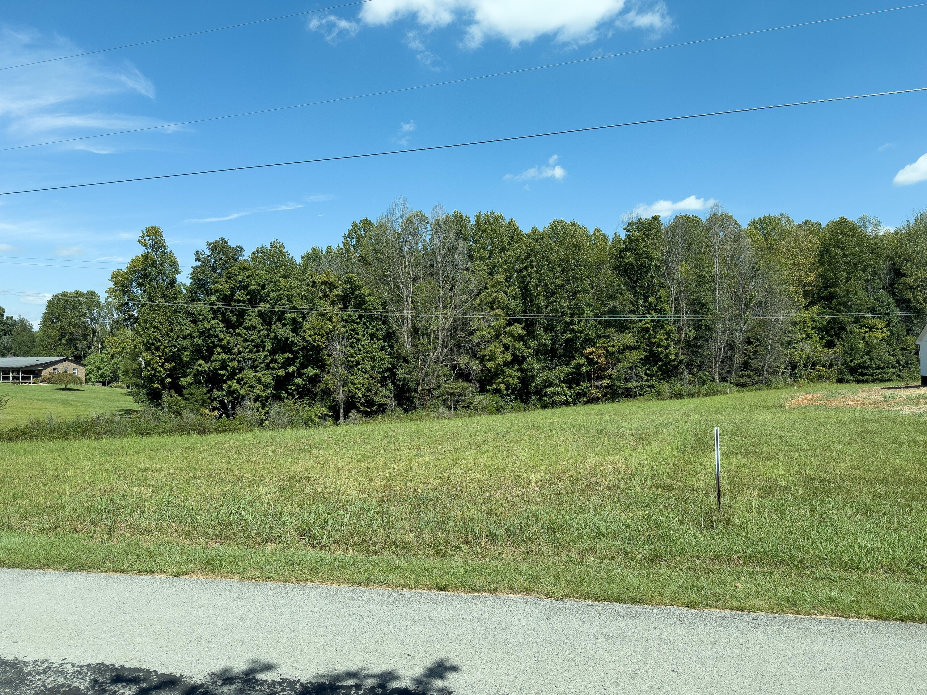 500 Delp Road Liberty, KY 42539 - Photo 6 of 29 IMG_2670