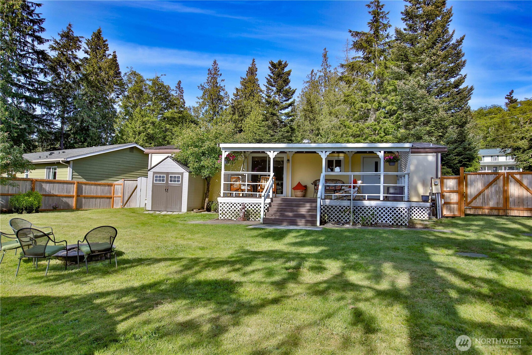 3276 East Harbor Road Langley, WA 98260 - Photo 33 of 37 a view of a house with backyard