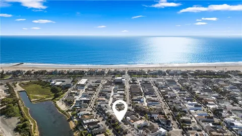 $2,745,000 | 327 62nd Street, Newport Beach, CA 92663