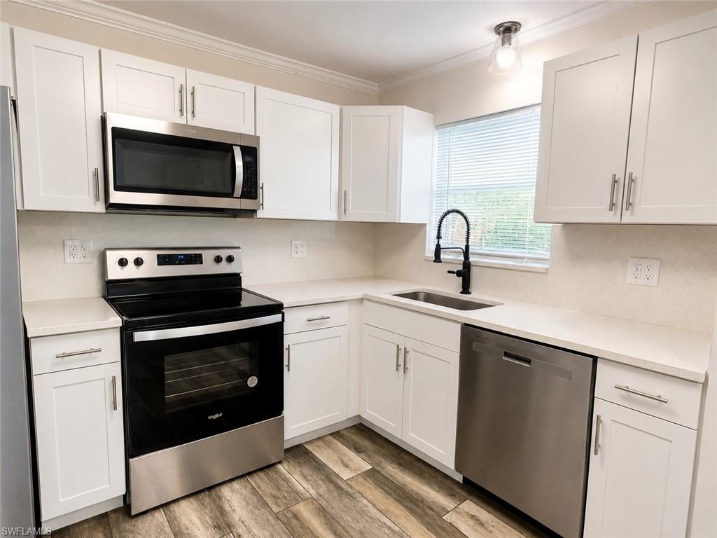 3325 Airport Road North, Unit R4 Naples, FL 34105 - Photo 6 of 18