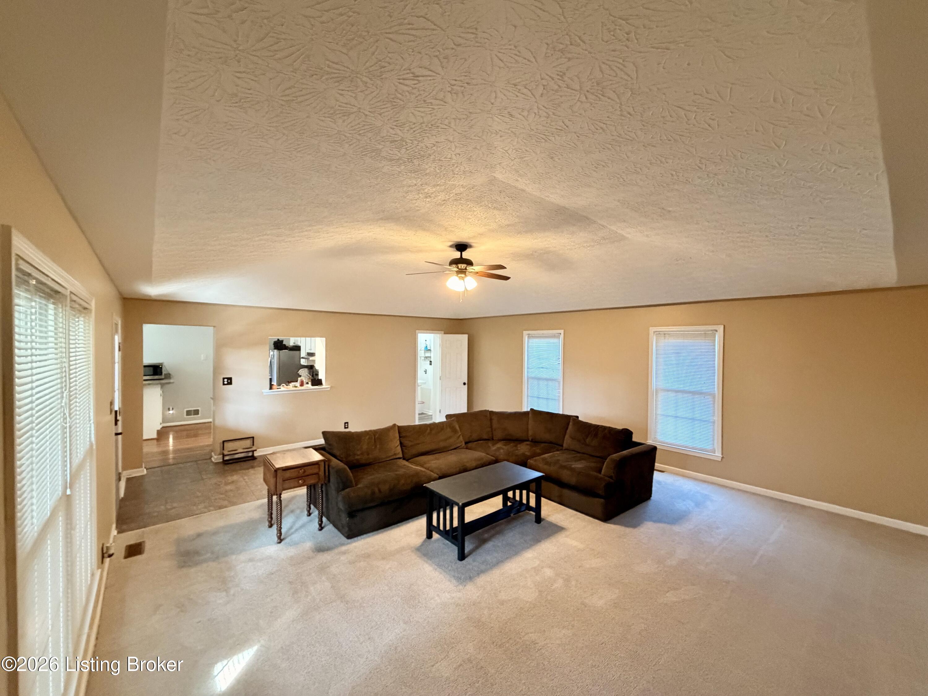 3706 Modesto Road Jeffersontown, KY 40299 - Photo 48 of 52 56 Family Room