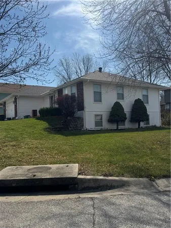 $339,900 | 813 Dogwood, Excelsior Springs, MO 64024