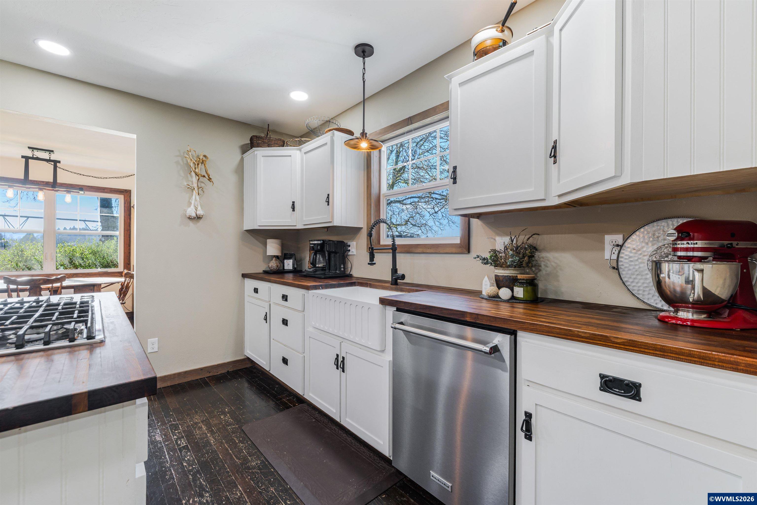 24291 Southwest Rogers Road Sheridan, OR 97378 - Photo 8 of 42