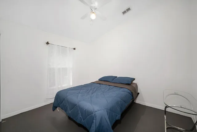 $499,000 | 220 37th Avenue Northeast, Naples, FL 34120