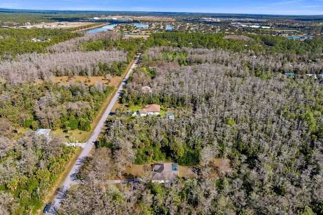 $499,000 | 220 37th Avenue Northeast, Naples, FL 34120