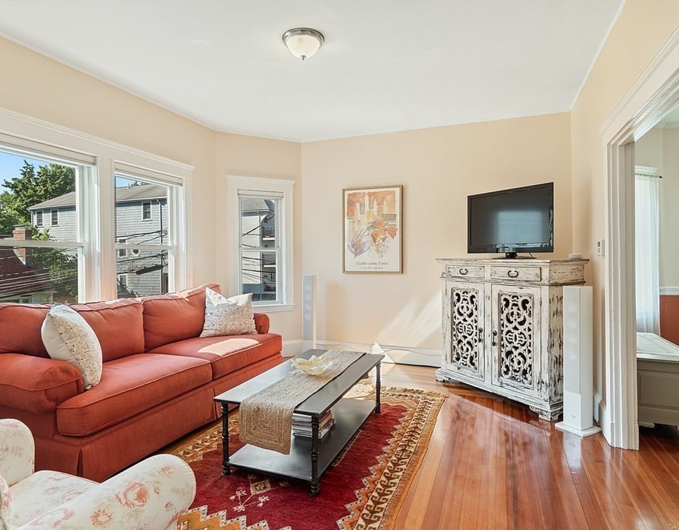 22 Davis Road, Unit 2 Belmont, MA 02478 - Photo 3 of 20 Gallery Image 3