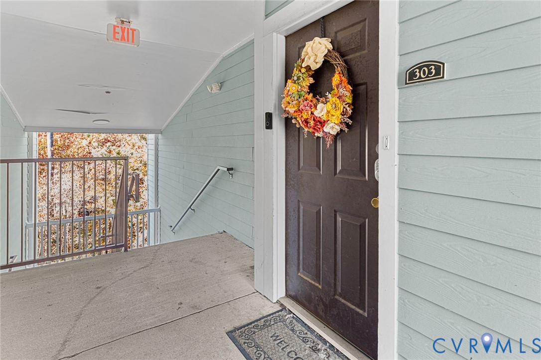 724 Bristol Village Drive, Unit 303 Midlothian, VA 23114 - Photo 2 of 14