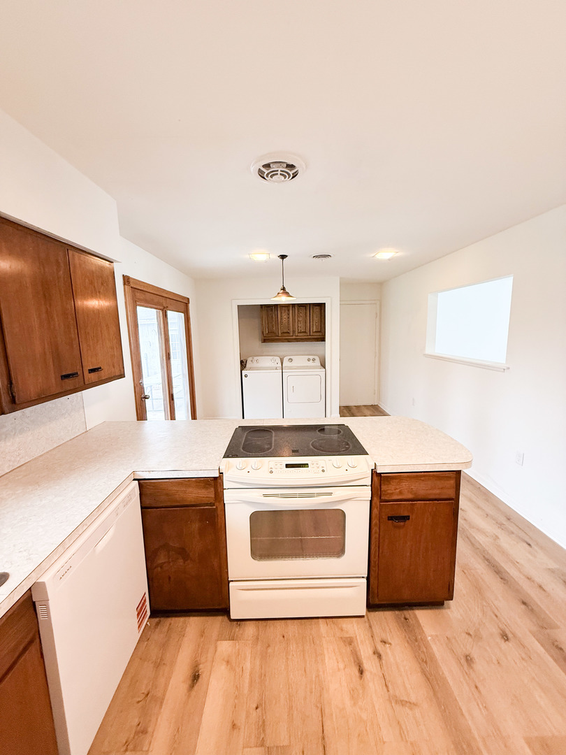 2308 2010 East Watseka, IL 60970 - Photo 12 of 32