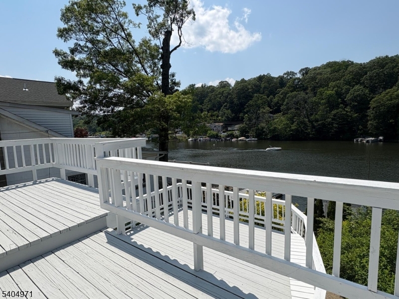 38 West River Styx Road Hopatcong, NJ 07843 - Photo 3 of 36