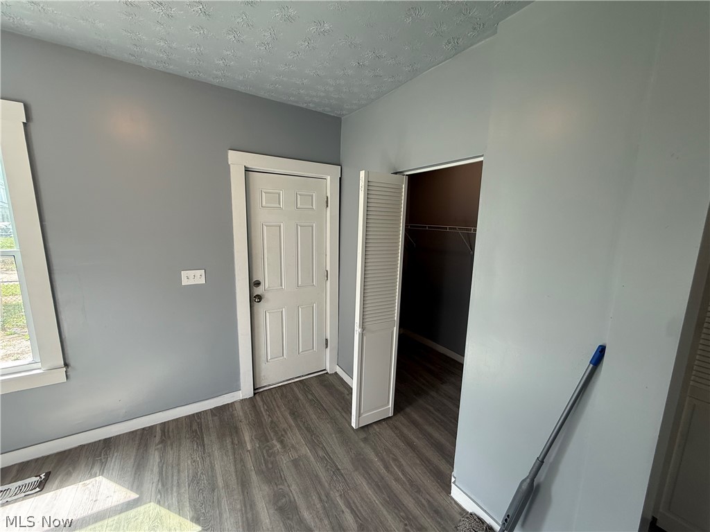 1143 Norwood Road Cleveland, OH 44103 - Photo 14 of 24