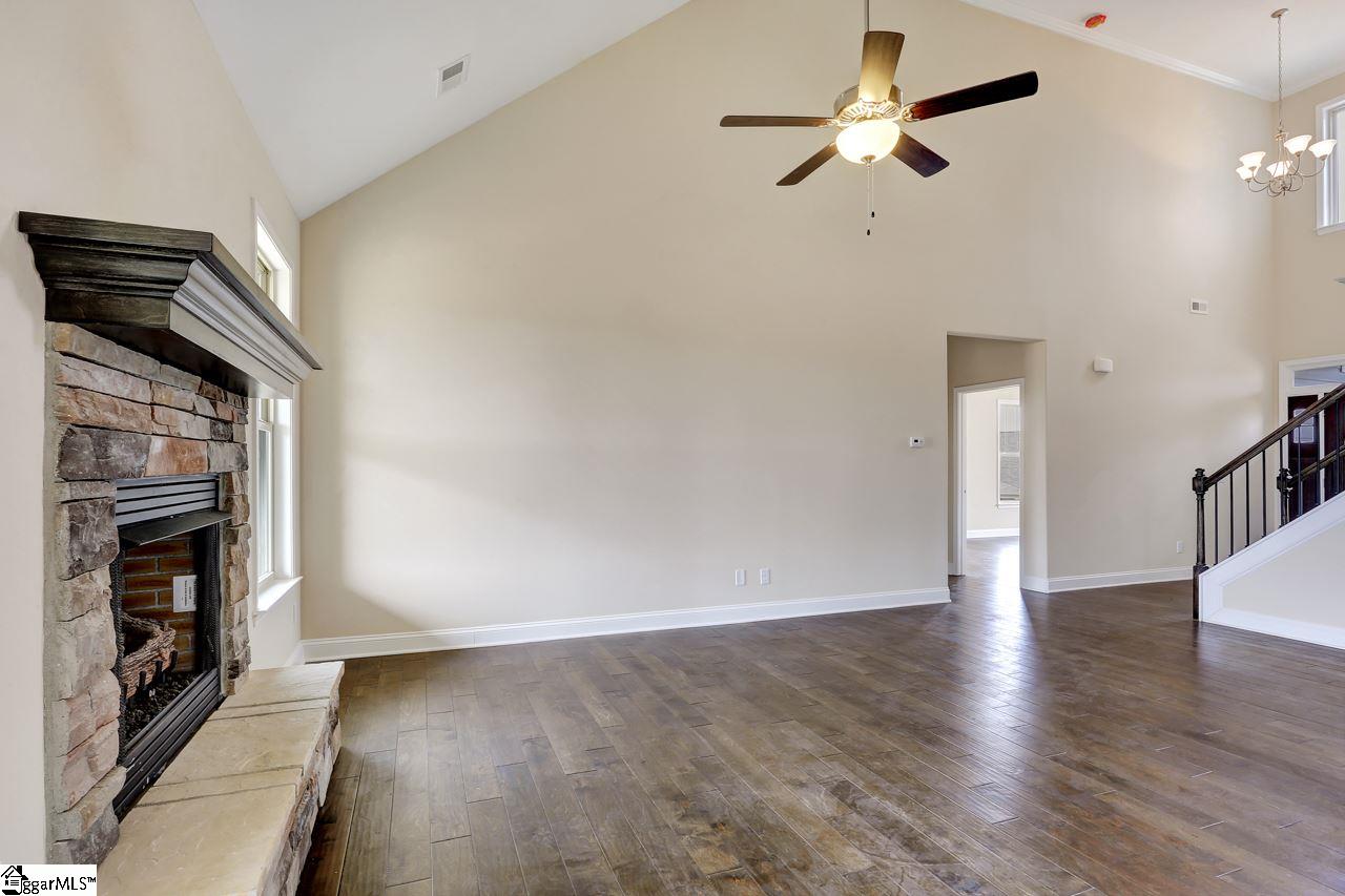 119 Longfellow Way Simpsonville, SC 29681 - Photo 10 of 36 Gallery Image 10