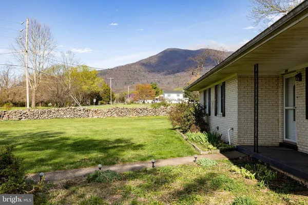 $269,900 | 4881 Ida Road, Luray, VA 22835