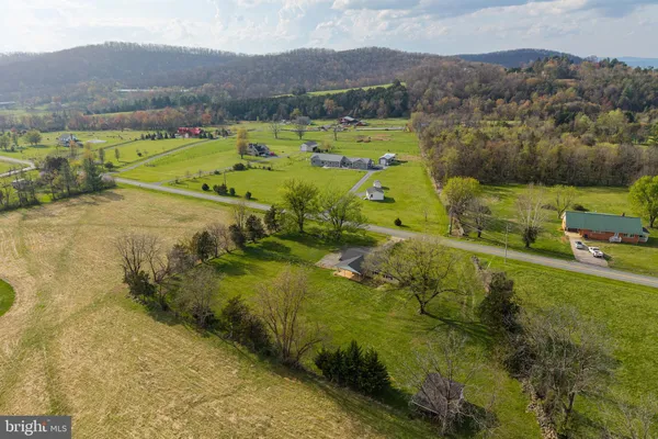 $269,900 | 4881 Ida Road, Luray, VA 22835