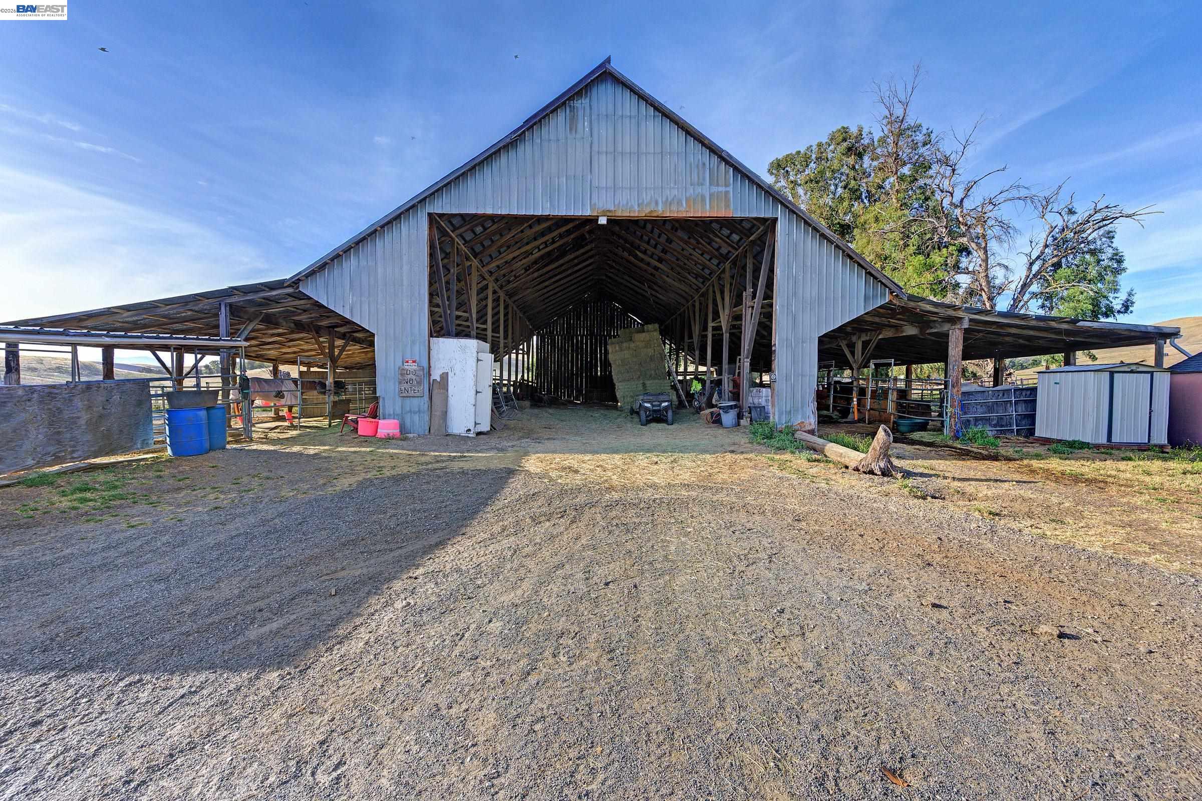 8201 Highland Road Livermore, CA 94551 - Photo 15 of 57