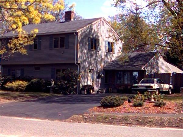 52 Beverly Road Natick, MA 01760 - Photo 1 of 13