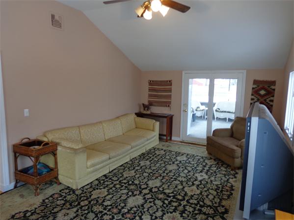 52 Beverly Road Natick, MA 01760 - Photo 8 of 13