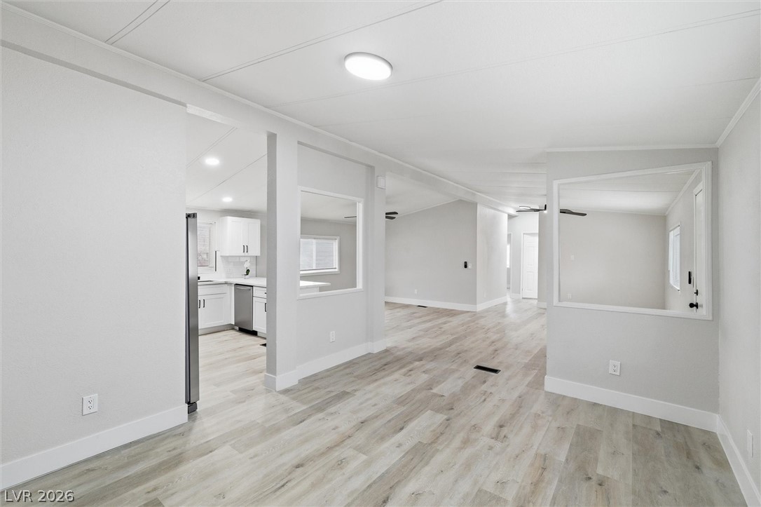 3940 Point Drive Pahrump, NV 89060 - Photo 7 of 33