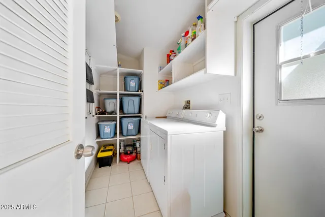 a view of outdoor space