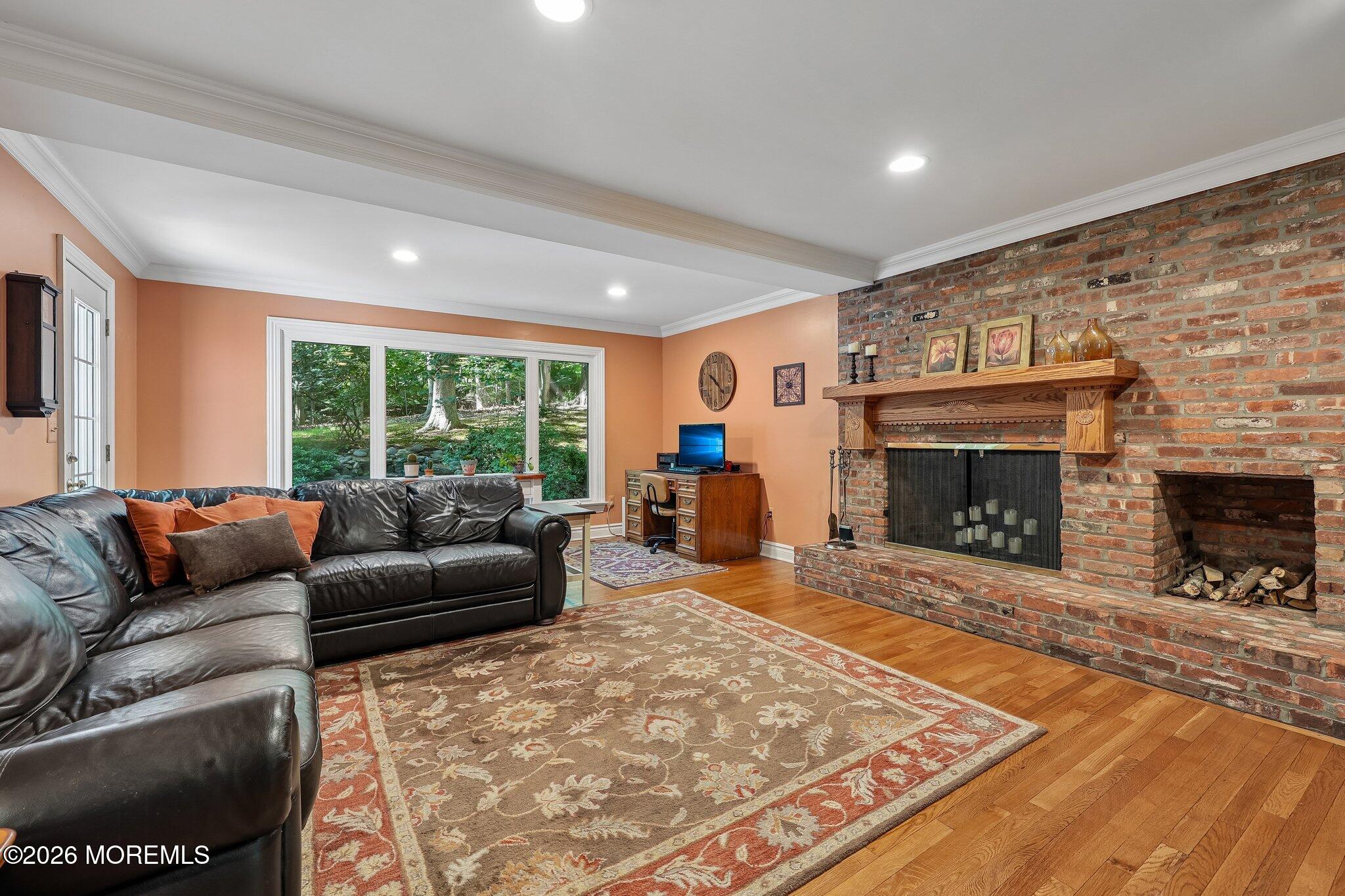 10-web-or-mls-Howland Rd-S2105-010