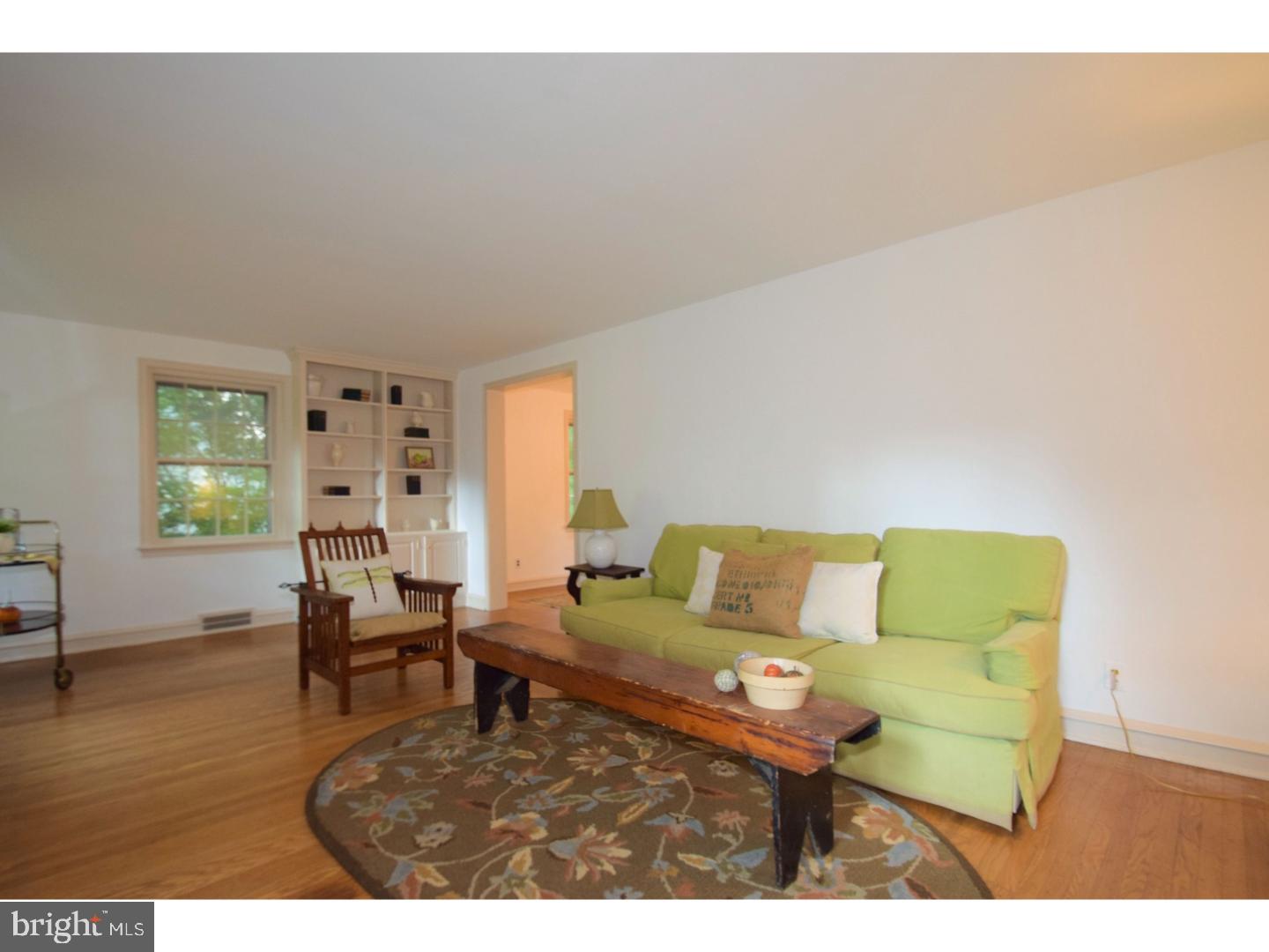 534 Custis Road Cheltenham, PA 19038 - Photo 3 of 25 Gallery Image 3