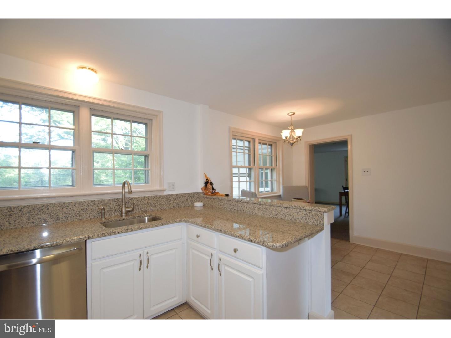 534 Custis Road Cheltenham, PA 19038 - Photo 6 of 25 Gallery Image 6