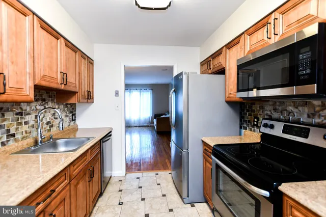 $2,600 | 7002 Cipriano Woods Court, Lanham, MD 20706