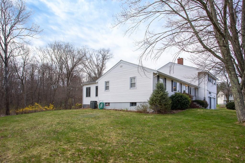 60 Hunt Road Chelmsford, MA 01824 - Photo 2 of 40