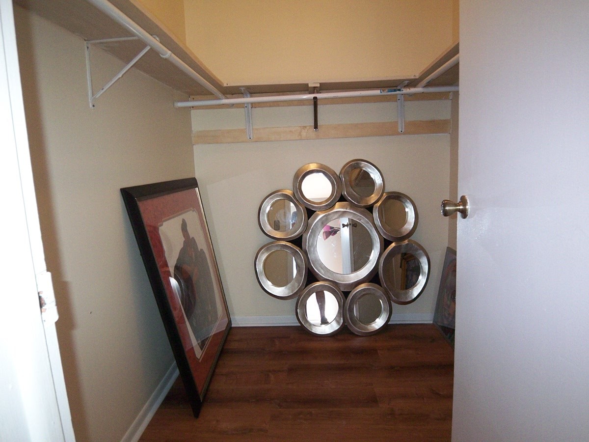 1925 Georgetown Lane Hoffman Estates, IL 60169 - Photo 23 of 29 a view of door lock