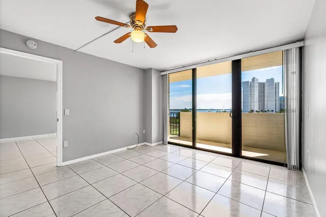 $349,000 | 5600 North Flagler Drive, Unit 505, West Palm Beach, FL 33407