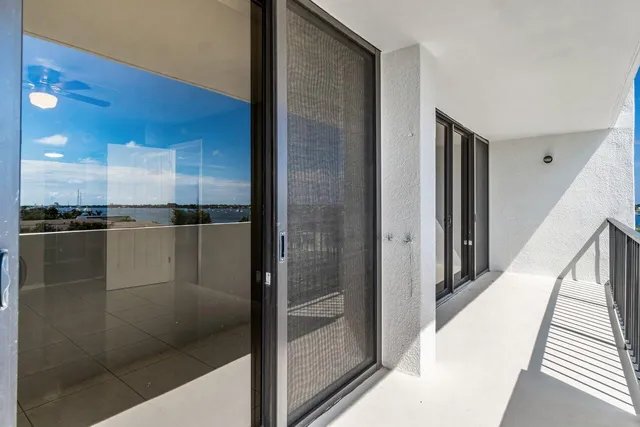$349,000 | 5600 North Flagler Drive, Unit 505, West Palm Beach, FL 33407