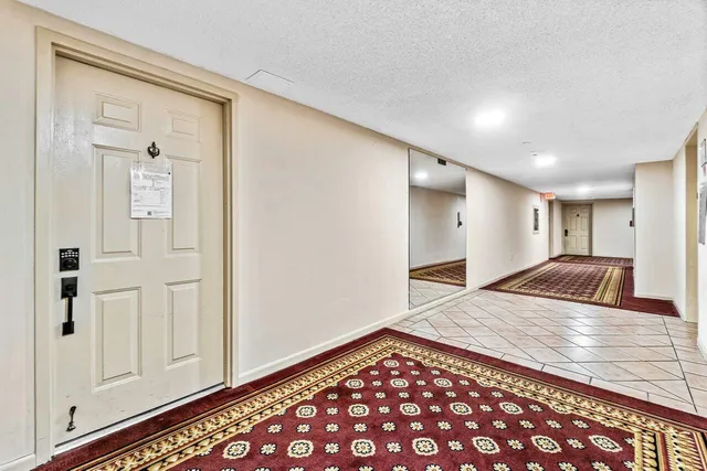 $349,000 | 5600 North Flagler Drive, Unit 505, West Palm Beach, FL 33407