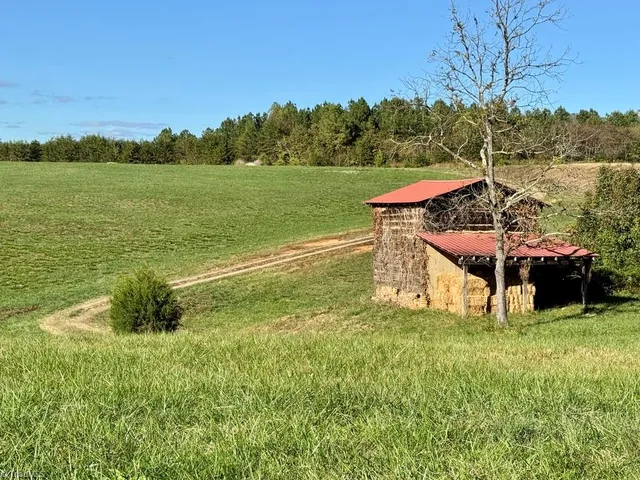 $380,000 | 481 Ellis Hardy Road, Unit 22 3 AC, Pinnacle, NC 27043