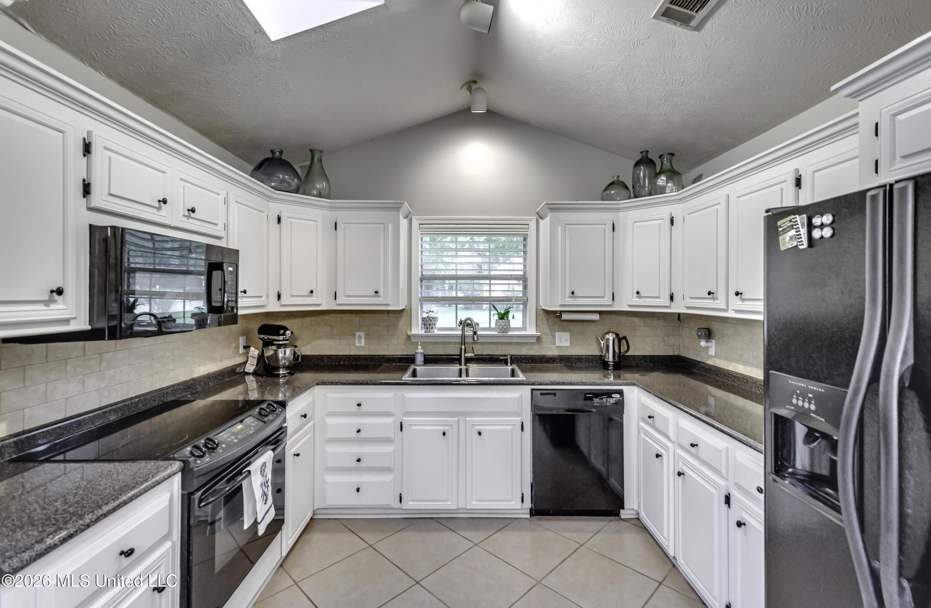 690 Olympic Drive Flowood, MS 39232 - Photo 18 of 54 690 Olympic Dr--11