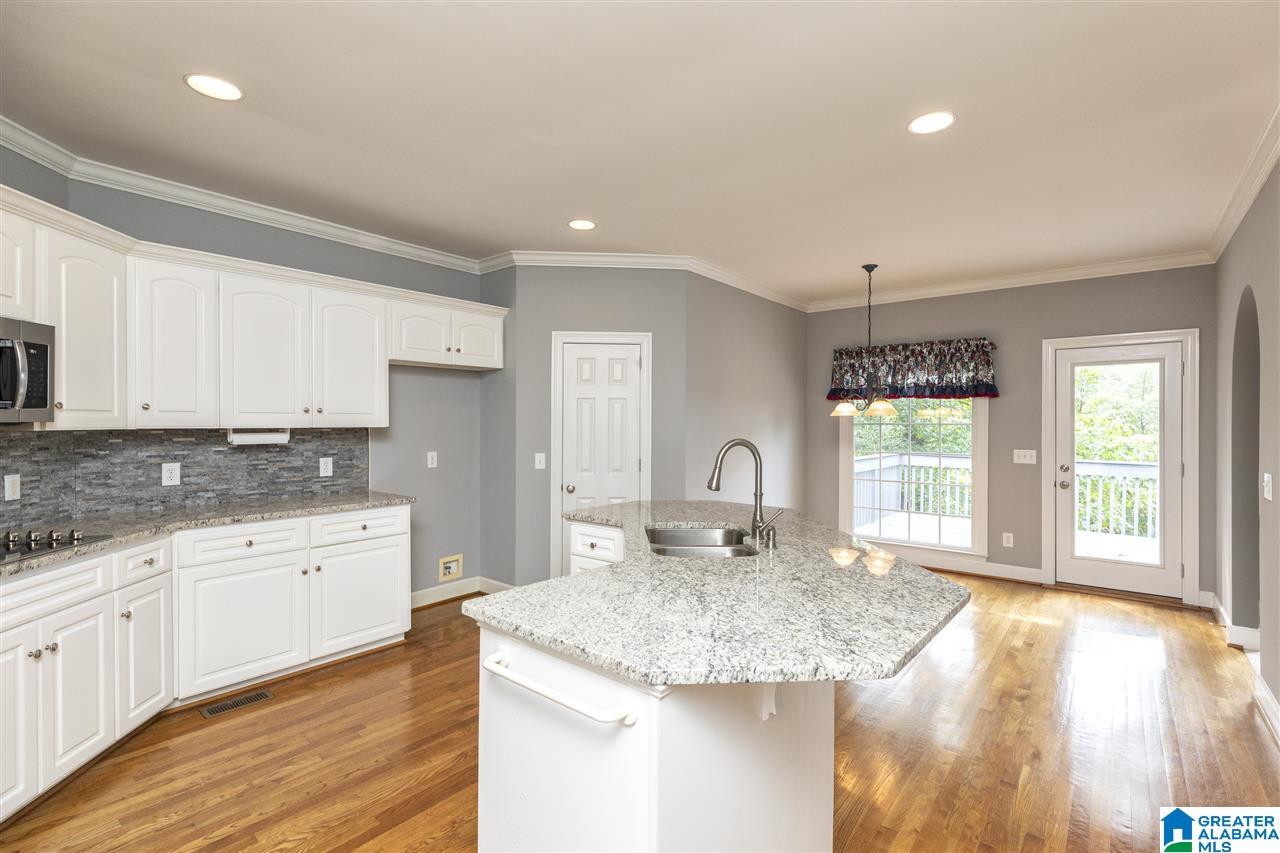 198 Linwood Road Sterrett, AL 35147 - Photo 13 of 49