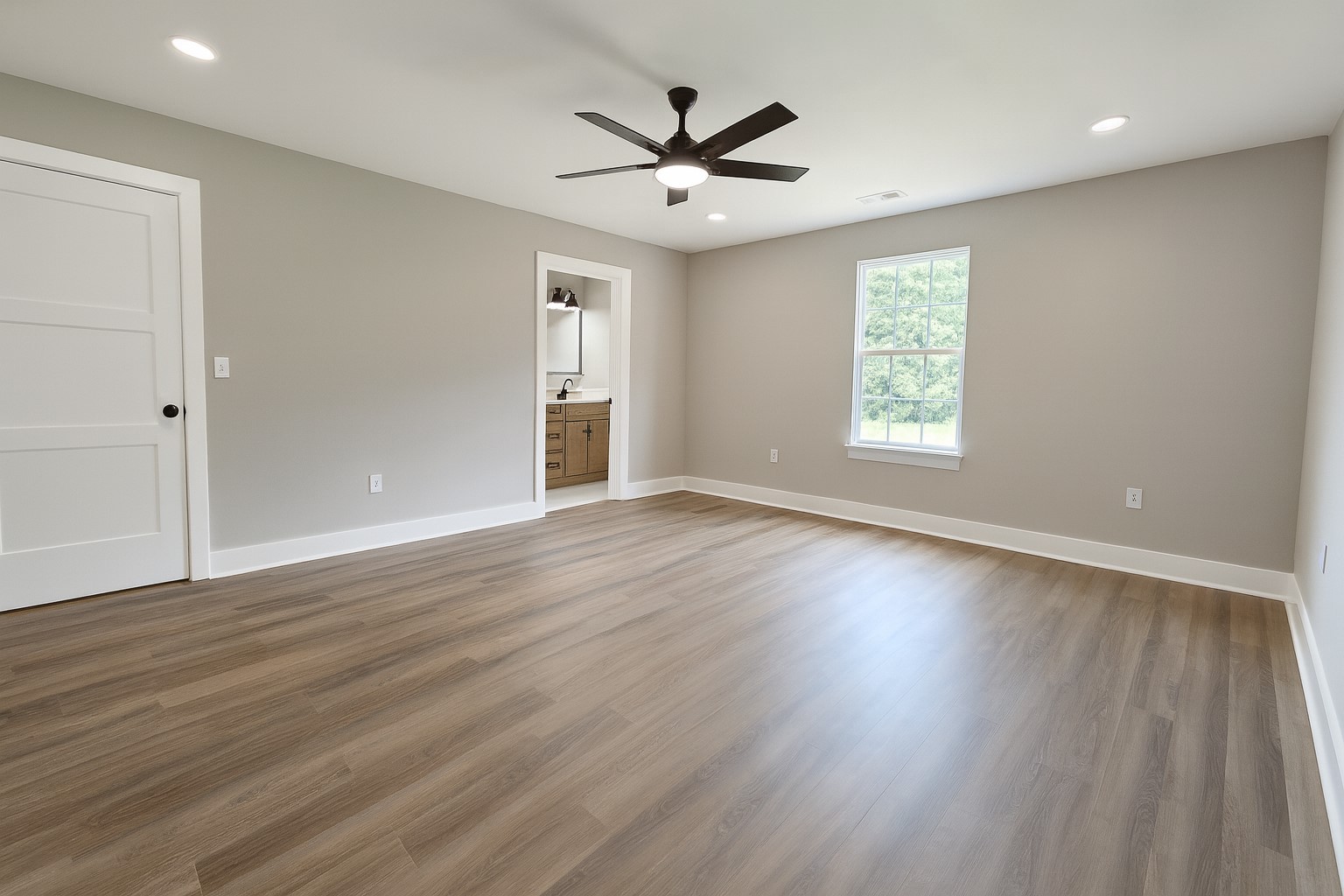 1313 Old Stage Road Dickson, TN 37055 - Photo 17 of 23 Gallery Image 17