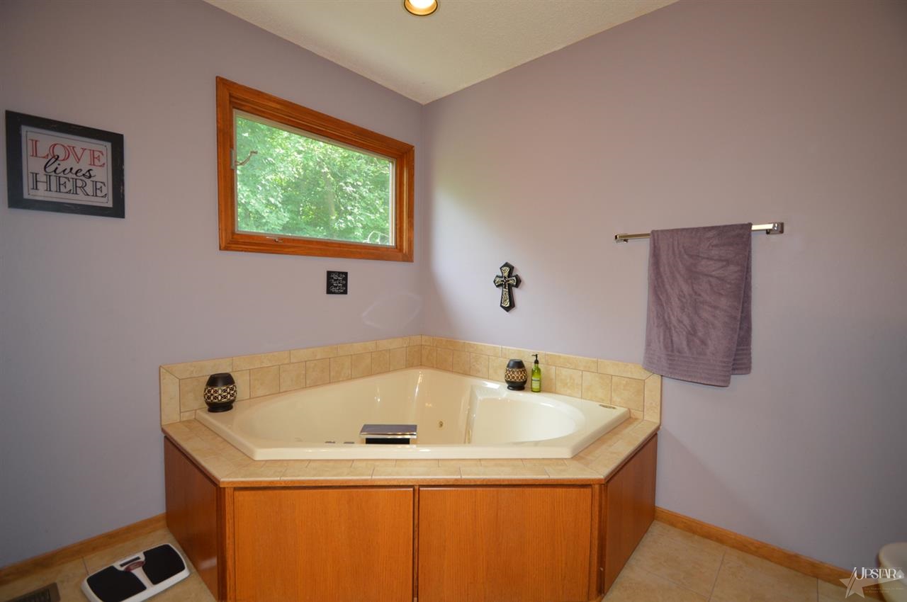 11124 Summer Chase Road Fort Wayne, IN 46818 - Photo 15 of 30 Gallery Image 15