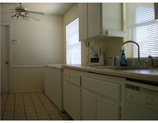 1798 Southwest 11th Street Boca Raton, FL 33486 - Photo 11 of 16 Kitchen