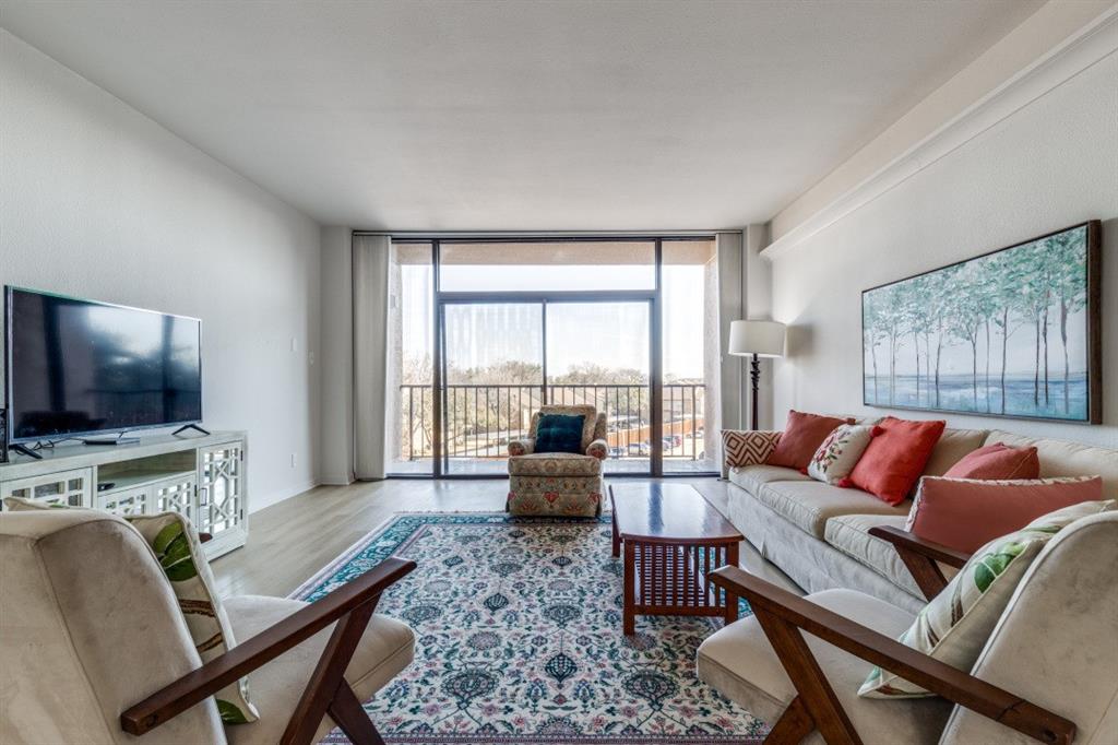 5200 Keller Springs Road, Unit 317 Dallas, TX 75248 - Photo 4 of 12