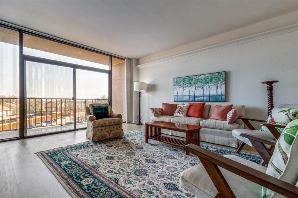 5200 Keller Springs Road, Unit 317 Dallas, TX 75248 - Photo 5 of 12