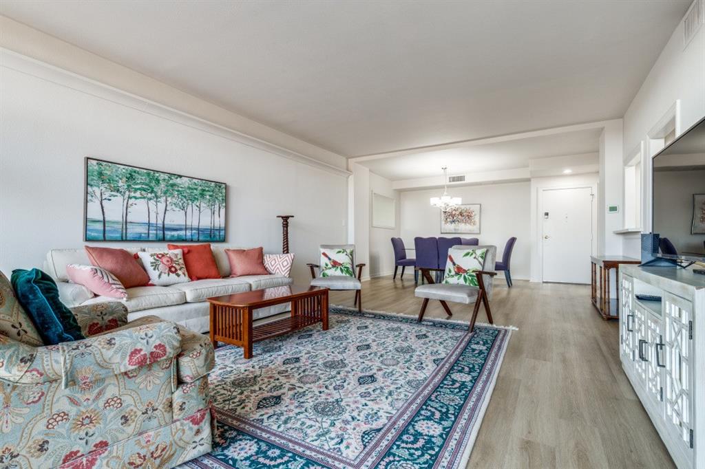 5200 Keller Springs Road, Unit 317 Dallas, TX 75248 - Photo 6 of 12