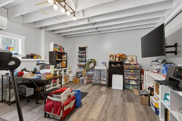 $549,000 | 1525 Roosevelt Trail, Raymond, ME 04071