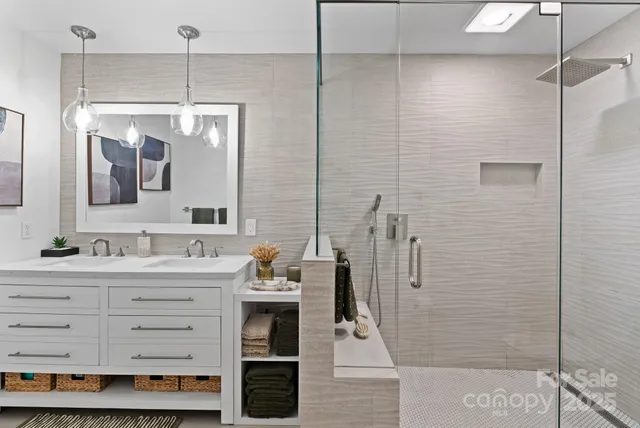 $499,000 | 2375 Rosemont Court, Hendersonville, NC 28791