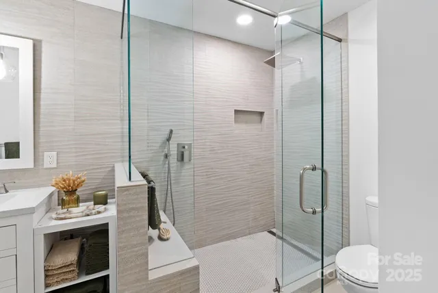 $499,000 | 2375 Rosemont Court, Hendersonville, NC 28791