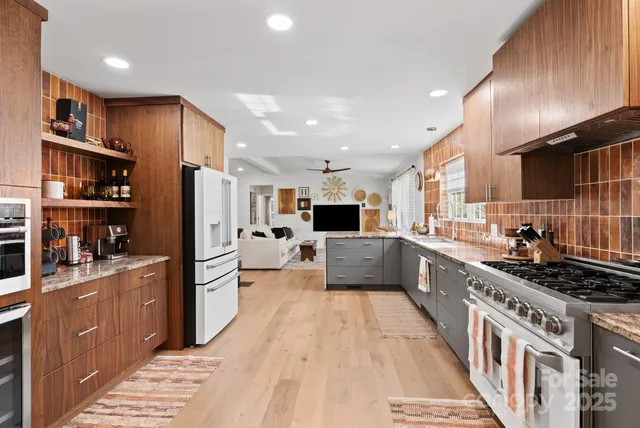 $499,000 | 2375 Rosemont Court, Hendersonville, NC 28791