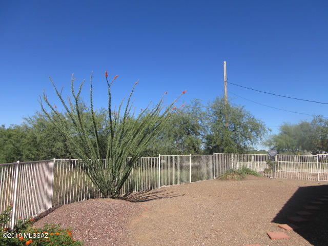 1694 Prado Court Rio Rico, AZ 85648 - Photo 25 of 28